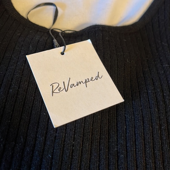 NWT black mid length dress with silver chain straps - Picture 3 of 3